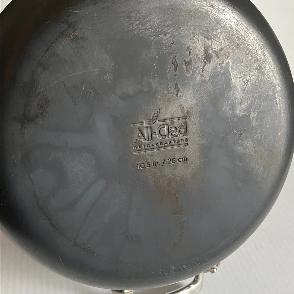 All-Clad Essential 10.5” Nonstick Skillet
